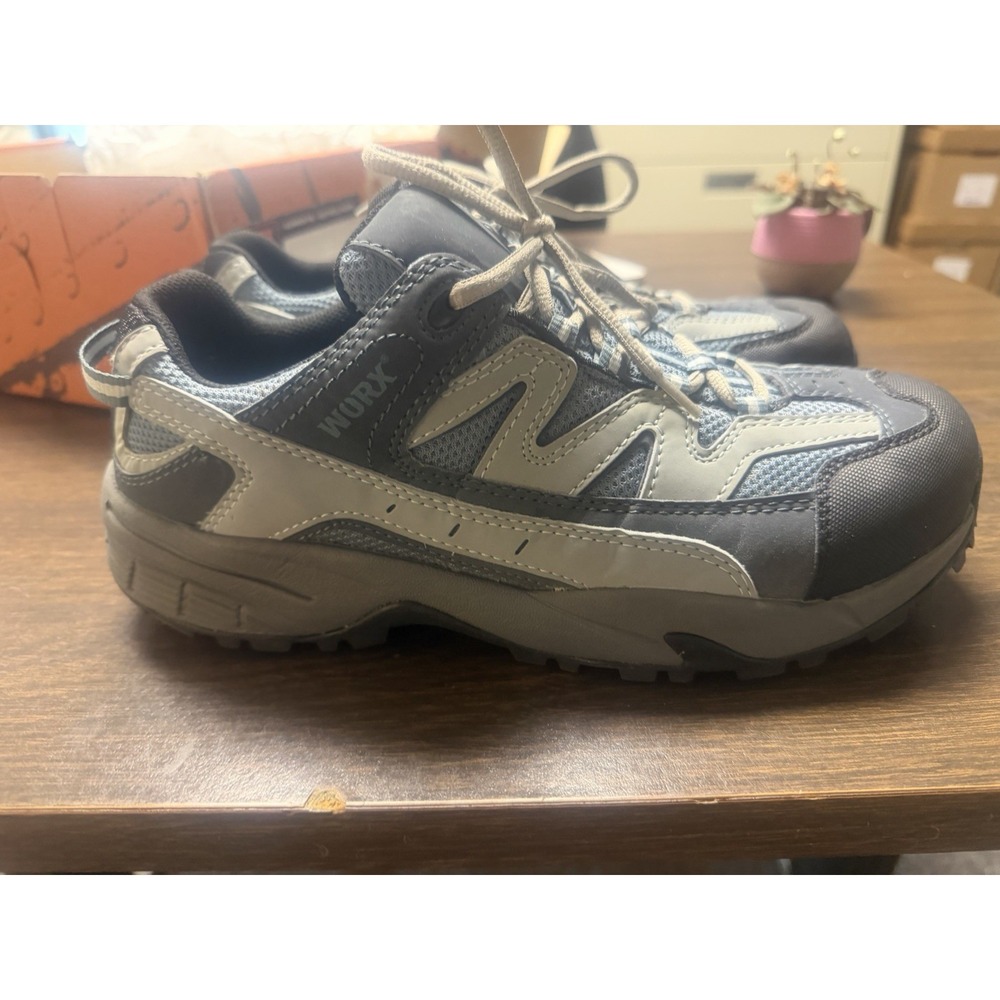 Worx steel toe shoes - 7.5 WOMENS
